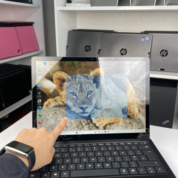 ⁦Microsoft Surface Laptop⁩ - الصورة ⁦4⁩