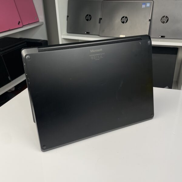 ⁦Microsoft Surface Laptop⁩ - الصورة ⁦8⁩