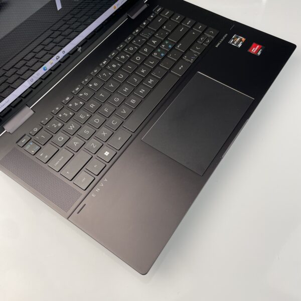 ⁦HP Envy x360 15 2in1⁩ - الصورة ⁦6⁩