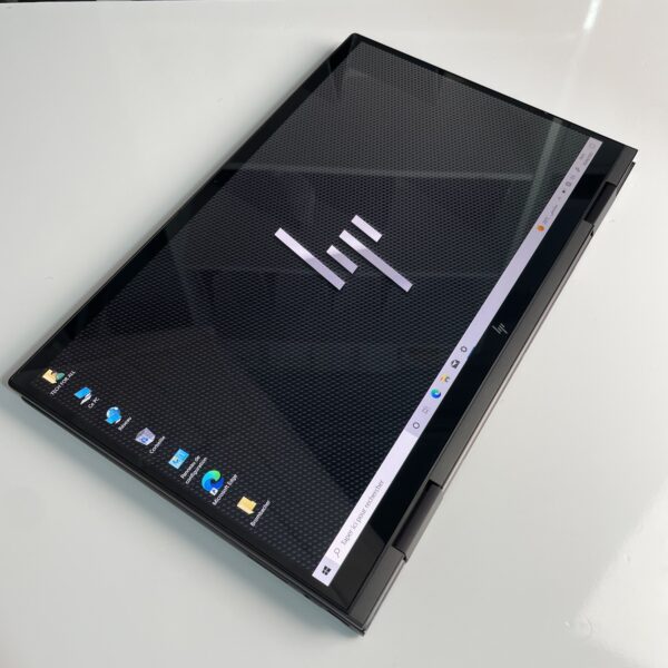 ⁦HP Envy x360 15 2in1⁩ - الصورة ⁦2⁩