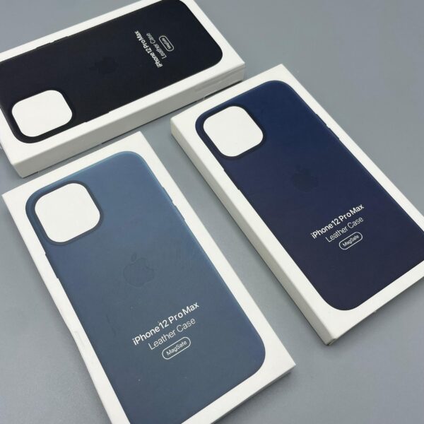 ⁦Iphone 12 pro max leather case apple identique à l’original⁩ - الصورة ⁦2⁩