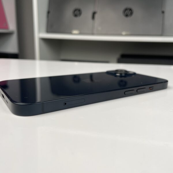 ⁦Iphone 13  midnight⁩ - الصورة ⁦7⁩
