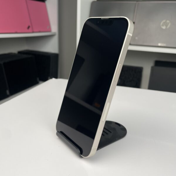⁦iPhone 13 white⁩ - الصورة ⁦5⁩