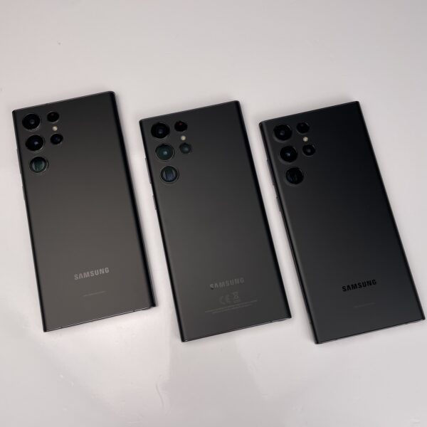 ⁦Galaxy S22 Ultra⁩ - الصورة ⁦2⁩