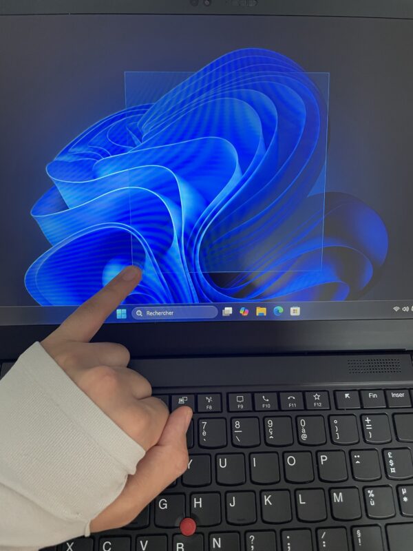 ⁦Lenovo ThinkPad X1 Carbon Gen 8⁩ - الصورة ⁦9⁩