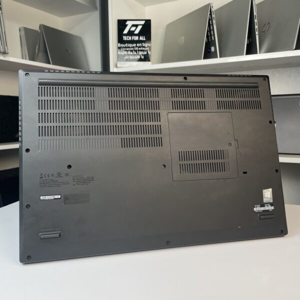 ⁦Lenovo Thinkpad P17⁩ - الصورة ⁦8⁩