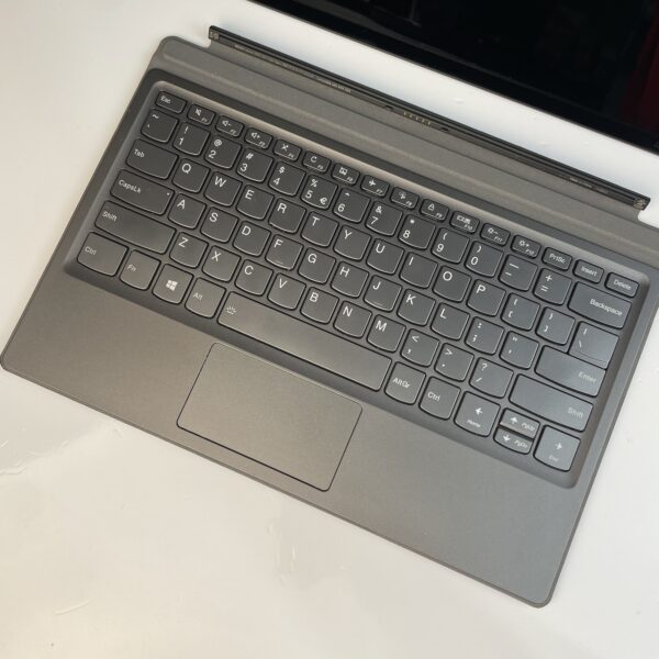 ⁦Lenovo IdeaPad Miix 520 Detachable⁩ - الصورة ⁦8⁩