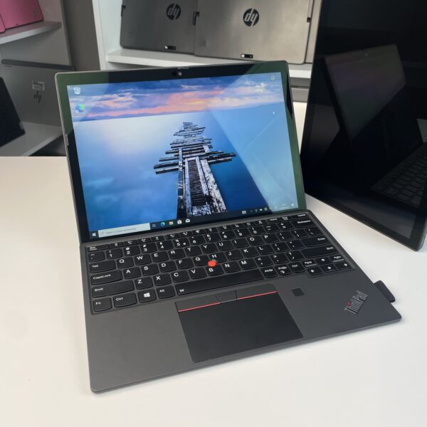 ⁦ThinkPad X12 Detachable⁩ - الصورة ⁦2⁩