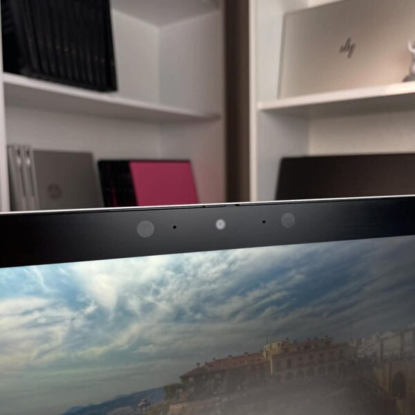 ⁦HP EliteBook 830 G6 X360 - i7⁩ - الصورة ⁦7⁩