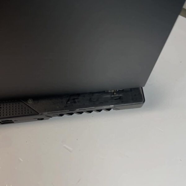 ⁦ASUS ROG Strix 17⁩ - الصورة ⁦16⁩