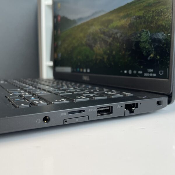 ⁦DELL LATITUDE 7390⁩ - الصورة ⁦4⁩