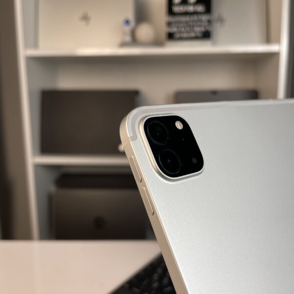 ⁦Ipad pro M1 cellulaire - 11inch- 256GB⁩ - الصورة ⁦3⁩