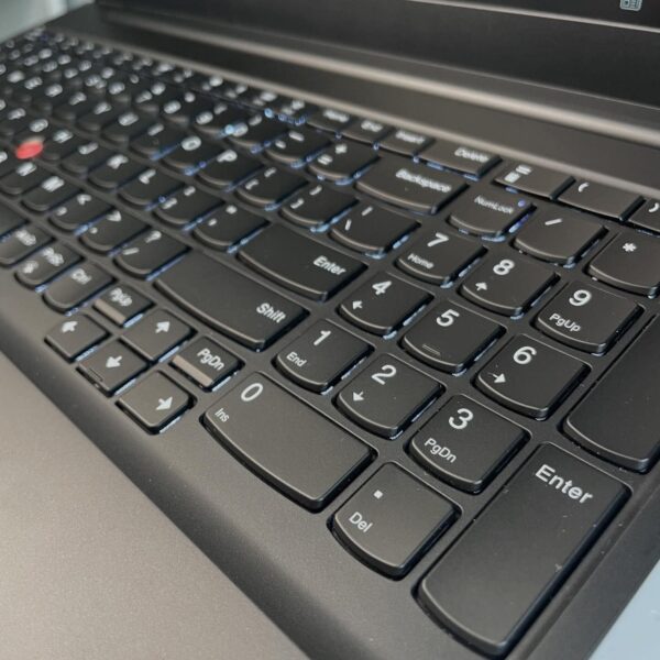 ⁦Lenovo Thinkpad E15 - i5 10 ème⁩ - الصورة ⁦5⁩