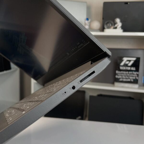 ⁦Lenovo V15 - i7 10 ème⁩ - الصورة ⁦6⁩