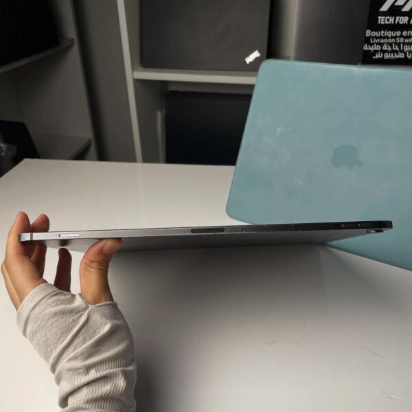 ⁦iPad pro 2018 cellulaire - 1 terra bt93%⁩ - الصورة ⁦9⁩