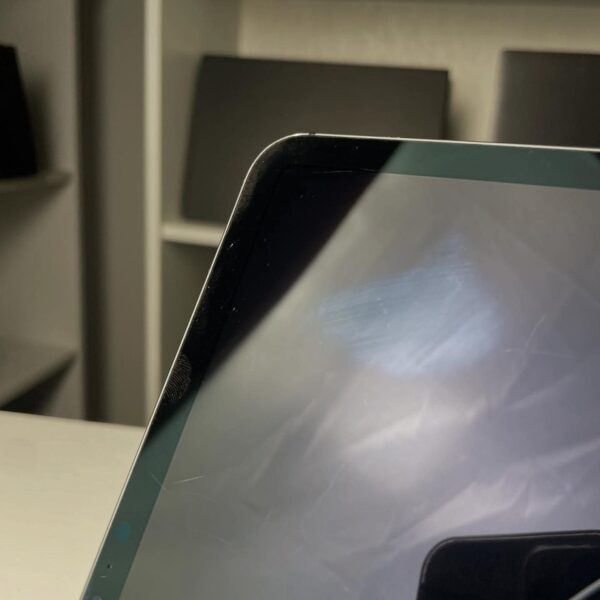 ⁦iPad pro 2018 cellulaire - 1 terra bt93%⁩ - الصورة ⁦8⁩
