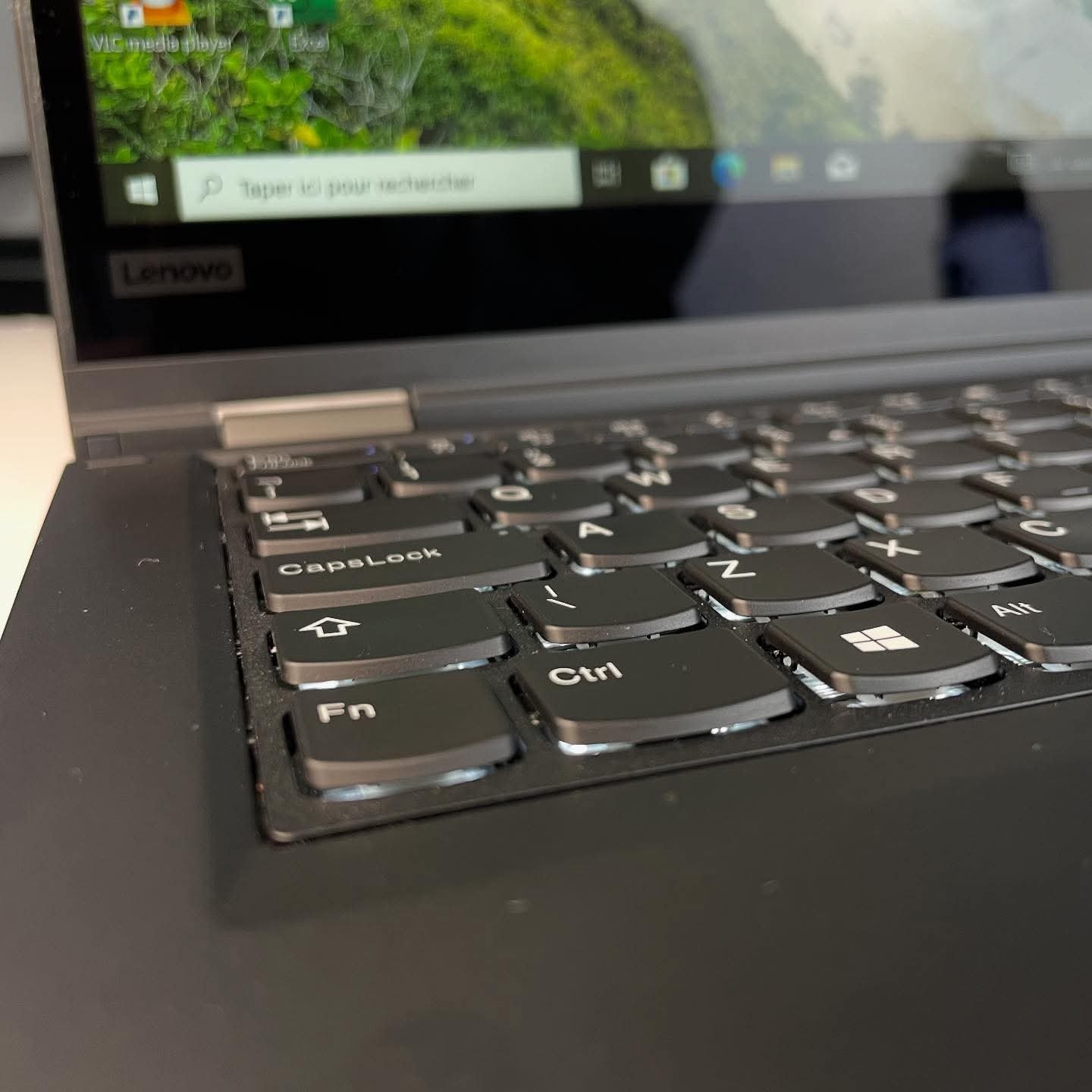 Lenovo ThinkPad X380 Yoga - الصورة 7
