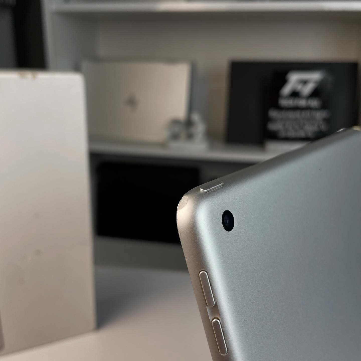 iPad 9 - used - - الصورة 5