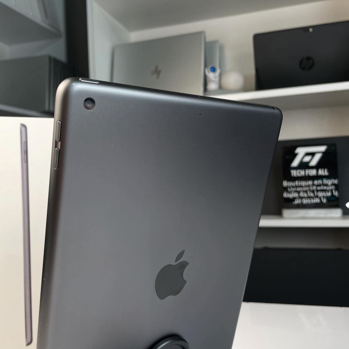 iPad 9 - used bt 94%- - الصورة 4