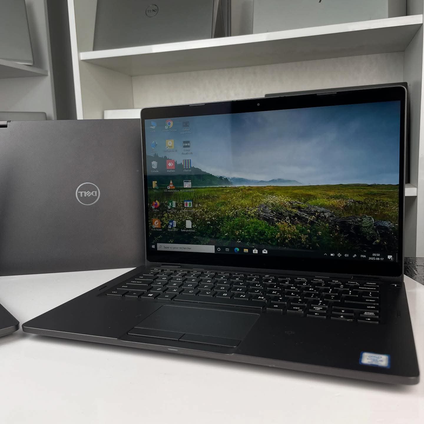 Dell Latitude 5300 2-in-1 - الصورة 3