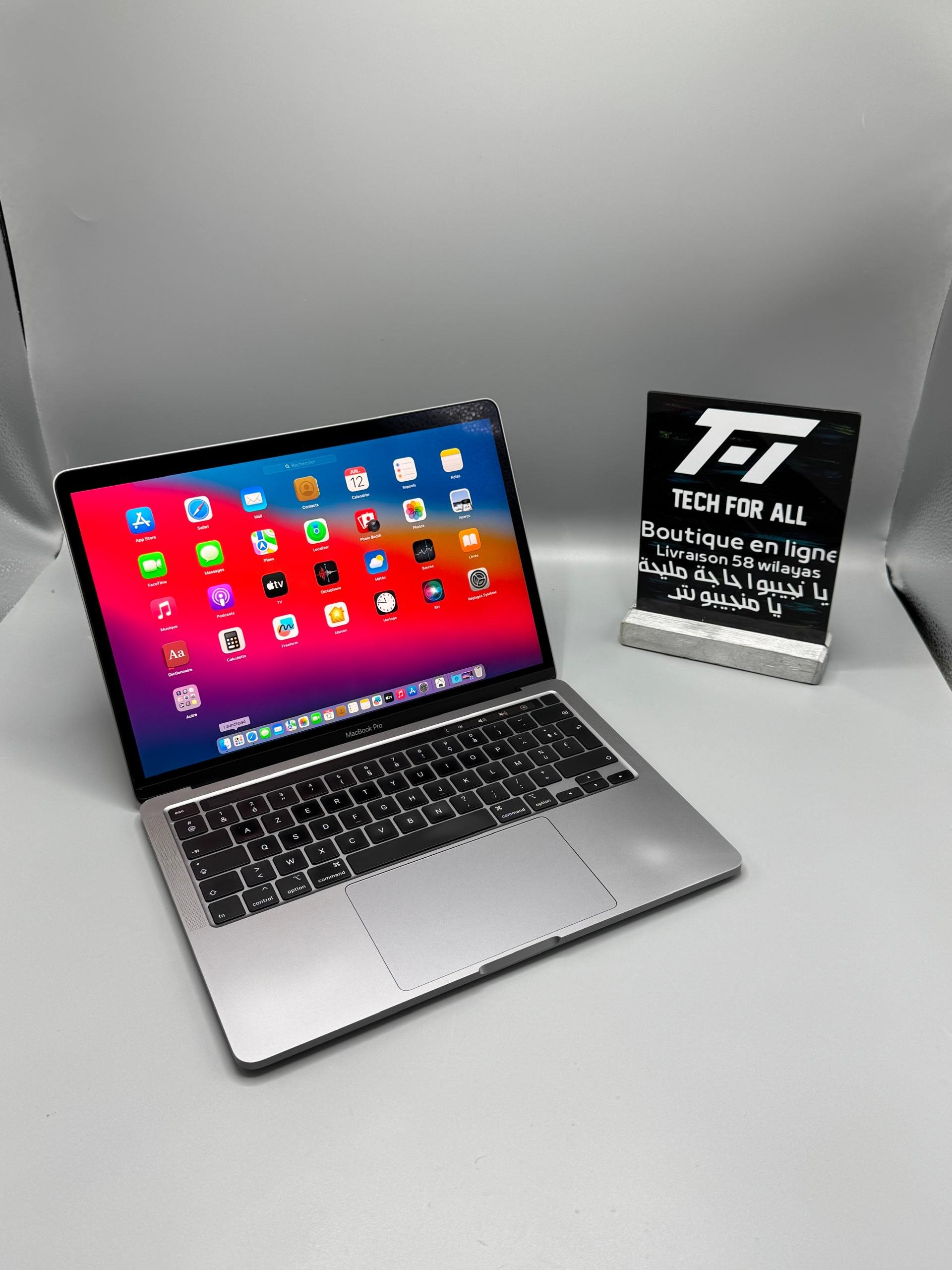 MacBook pro 2020 - Touch Bar - - الصورة 9