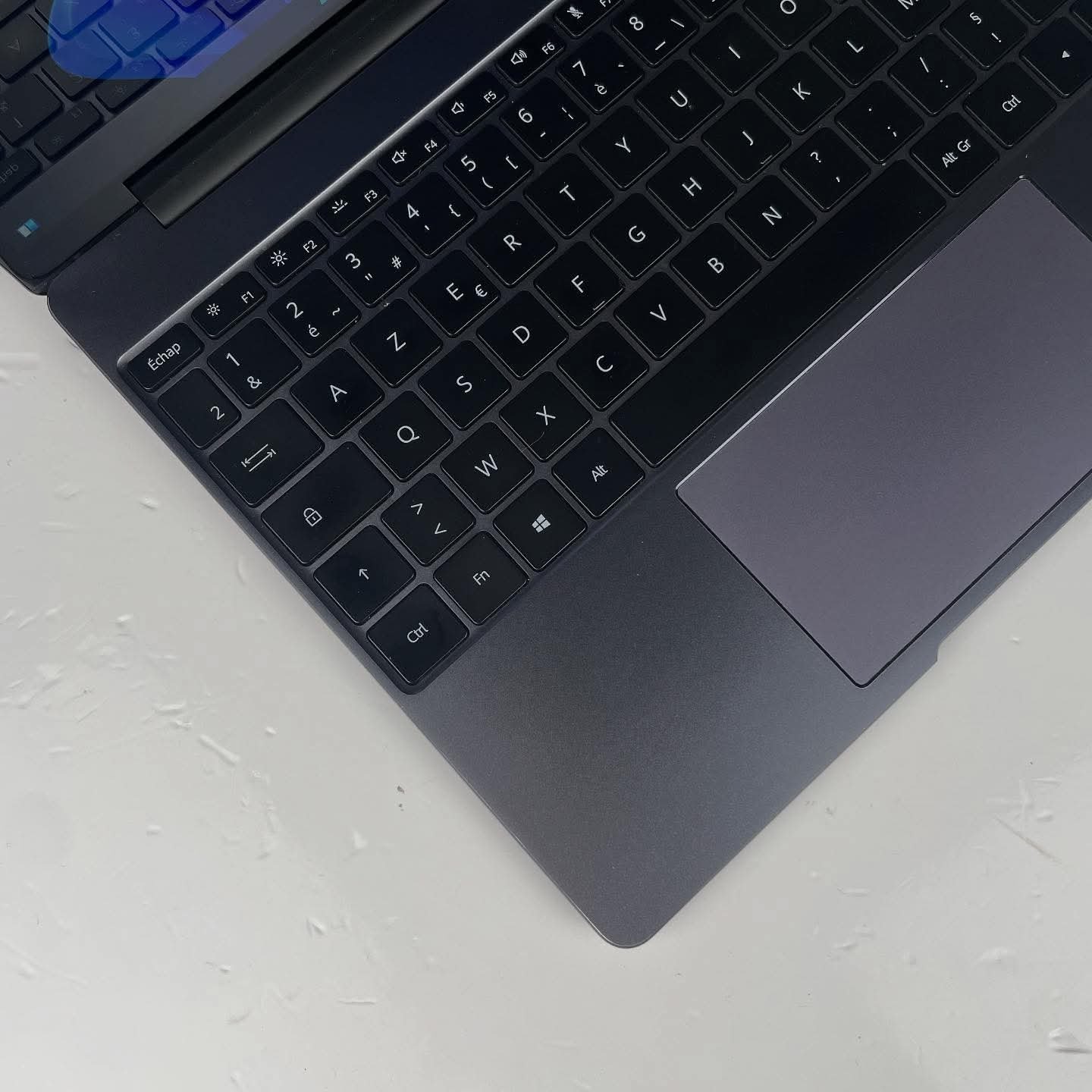 Huawei MateBook 13 -Double GPU- - الصورة 4