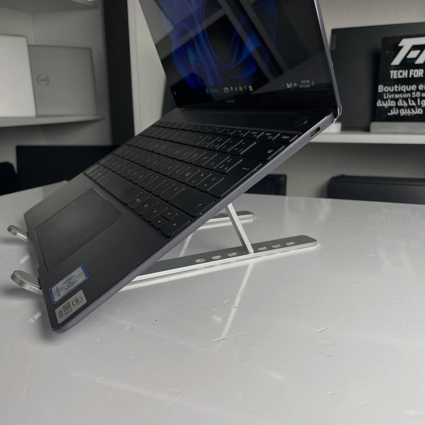 Huawei MateBook 13 -Double GPU- - الصورة 6