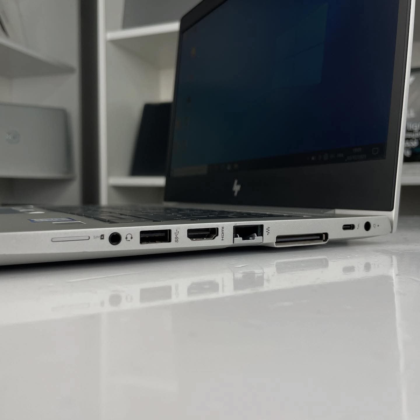 HP ELITBOOK 830 G5 - الصورة 3