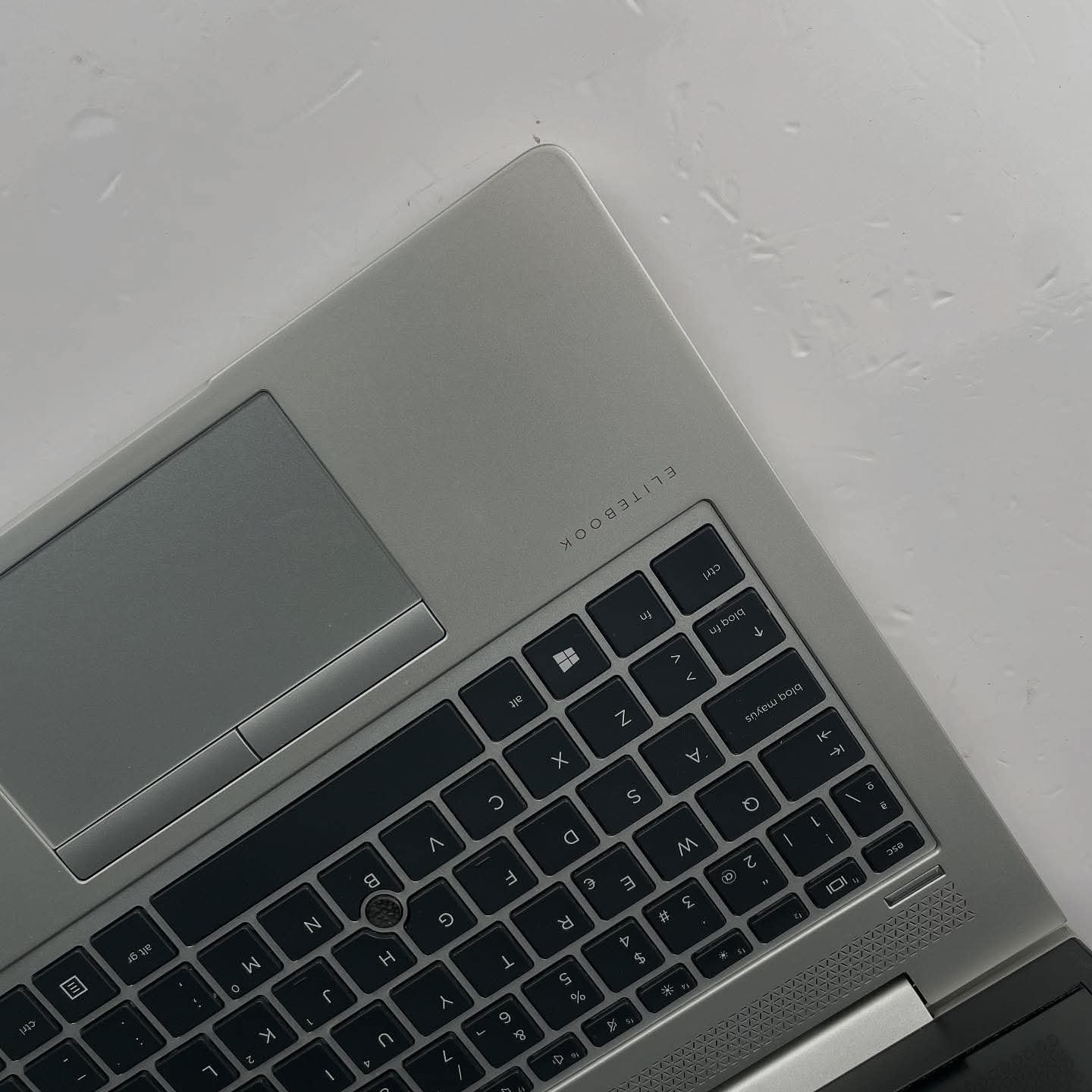 HP ELITBOOK 840 G6 - الصورة 8