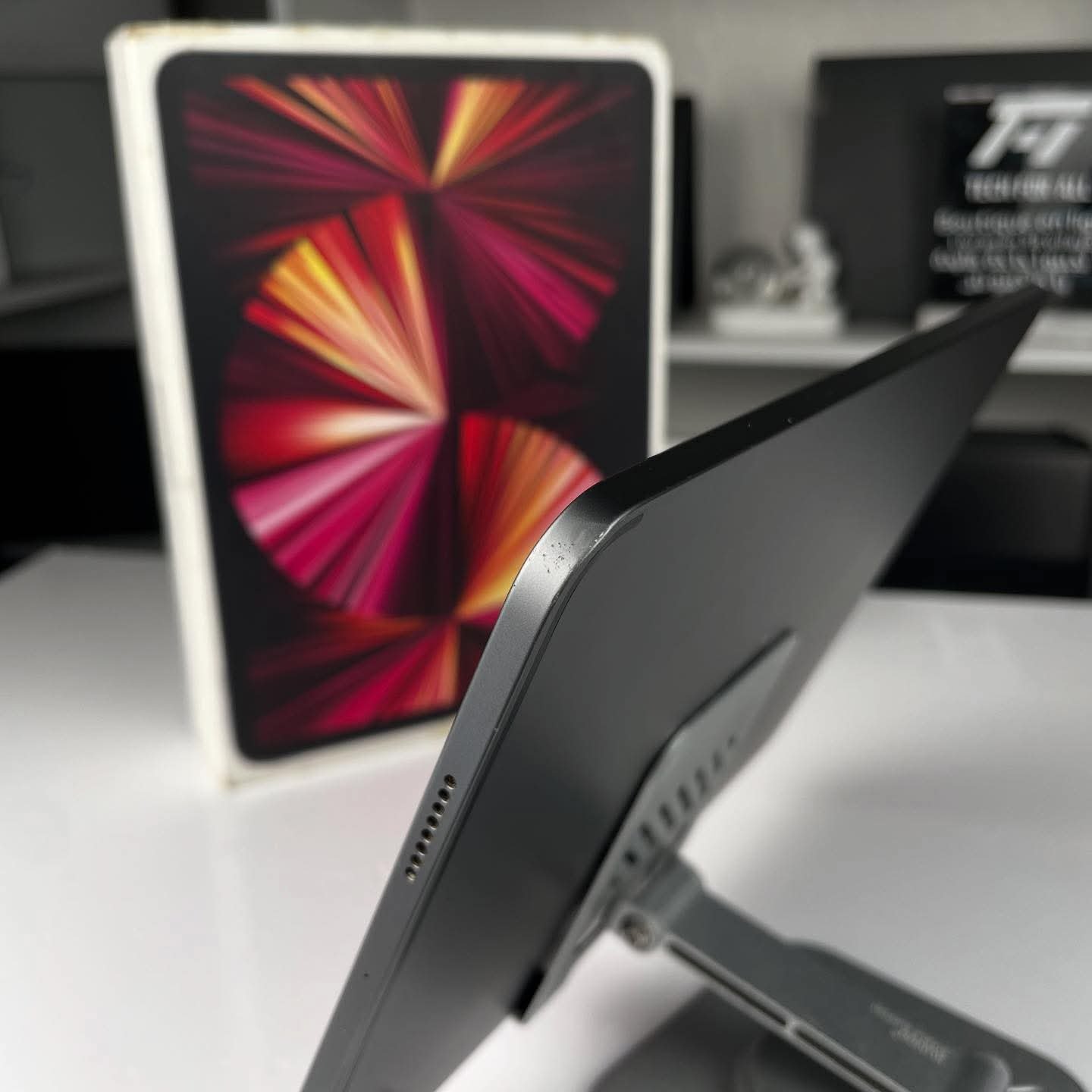 iPad Pro M1 "11" - bt 87/128GB - الصورة 5