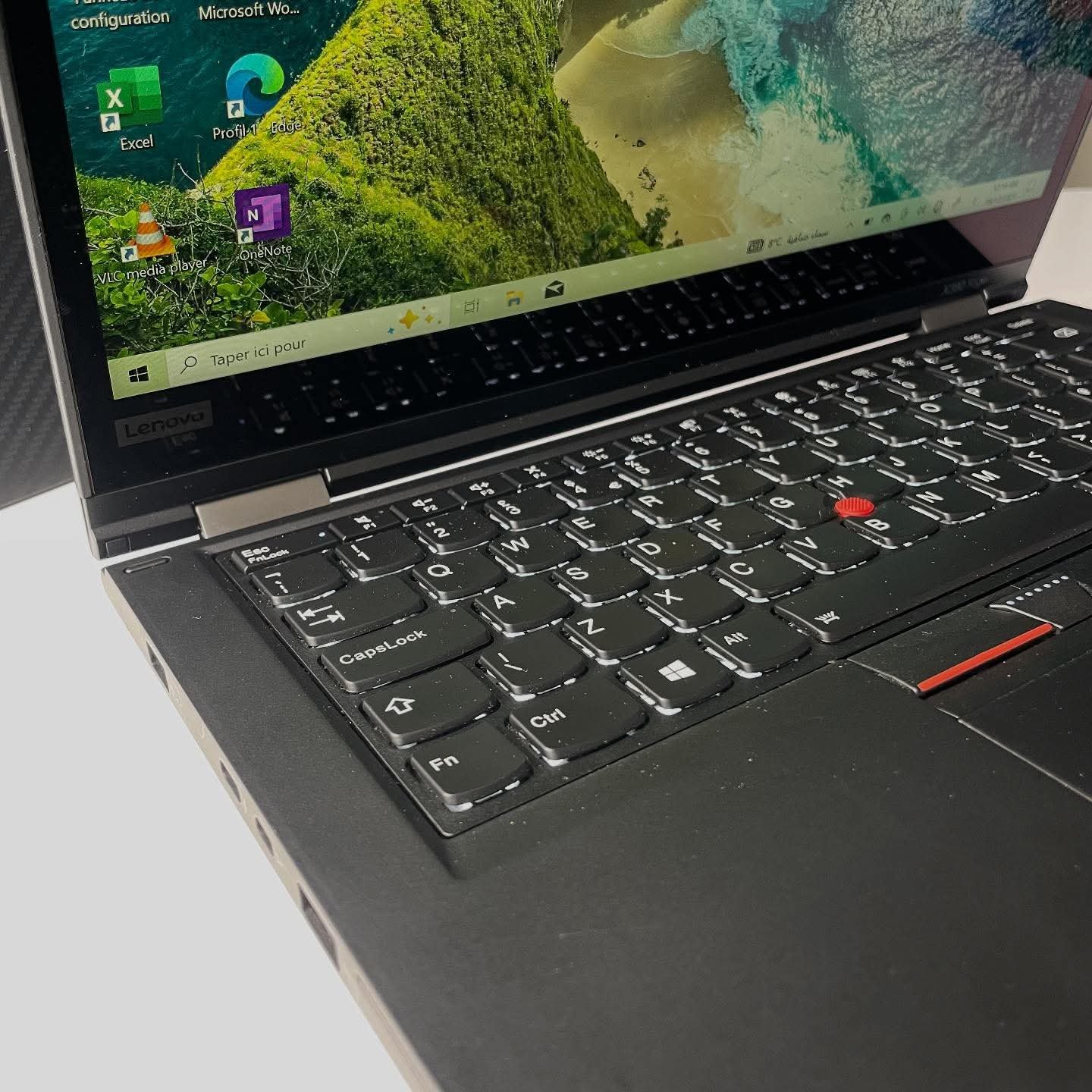 Lenovo ThinkPad X380 Yoga - الصورة 4
