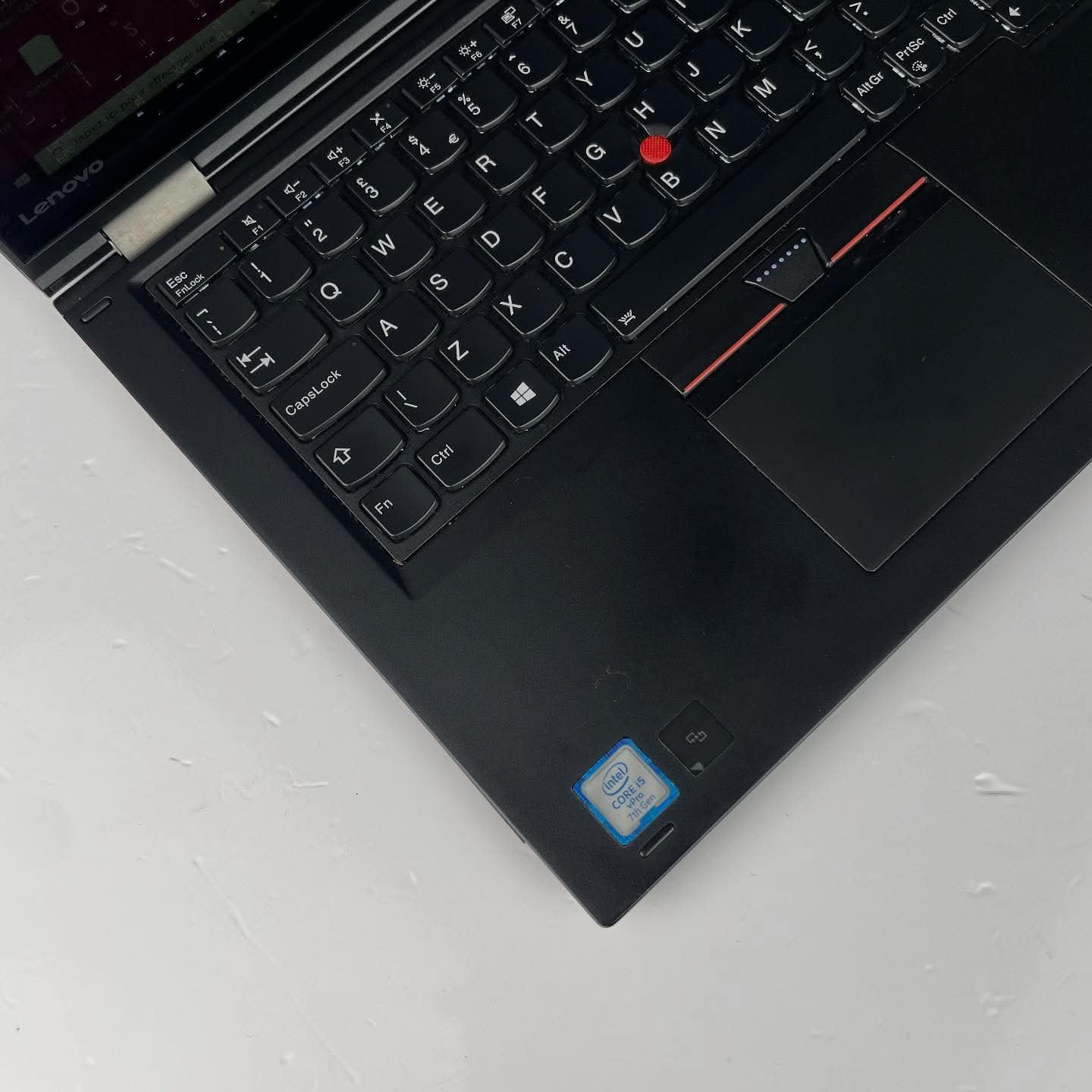 Lenovo ThinkPad X370 Yoga - الصورة 6