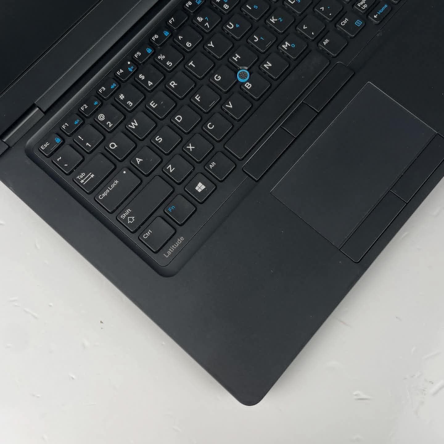 Dell Latitude 5480 - الصورة 4