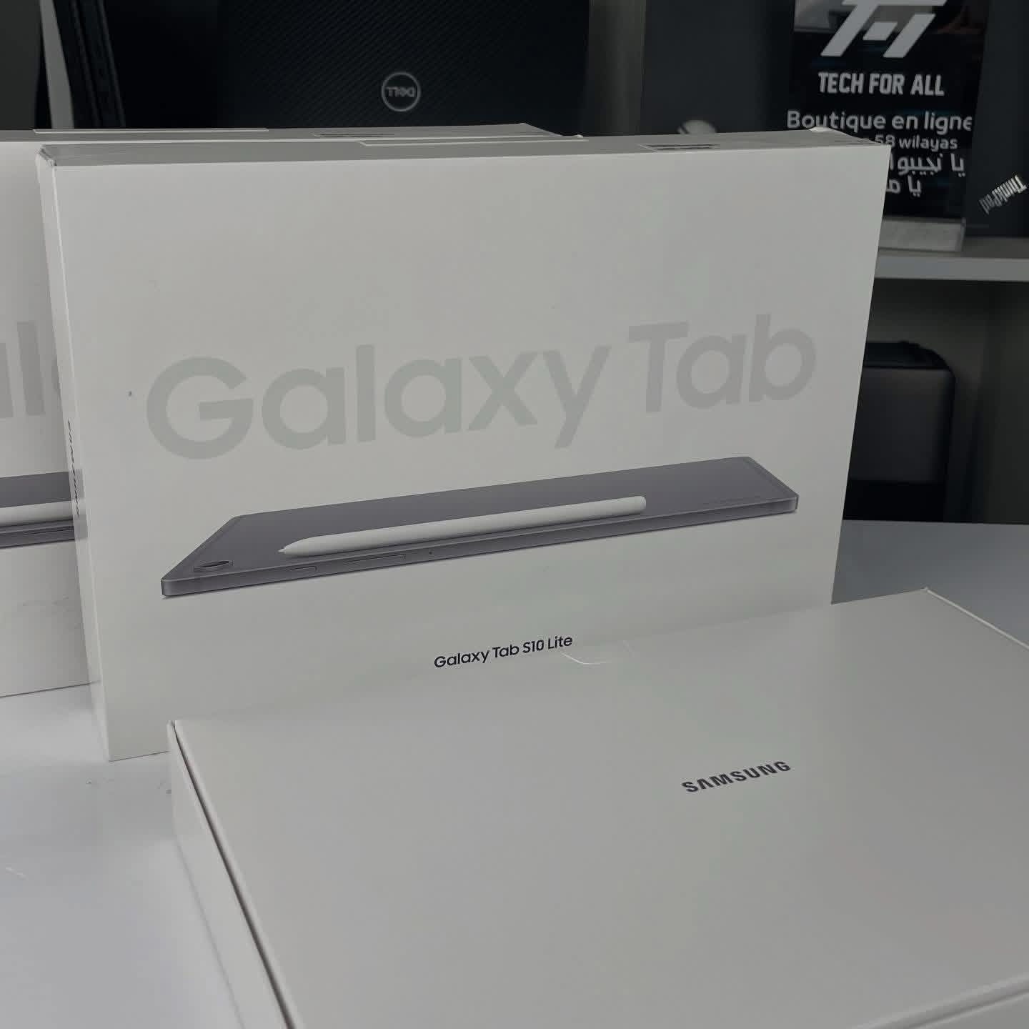 Galaxy Tab S10 Lite with original case - الصورة 7