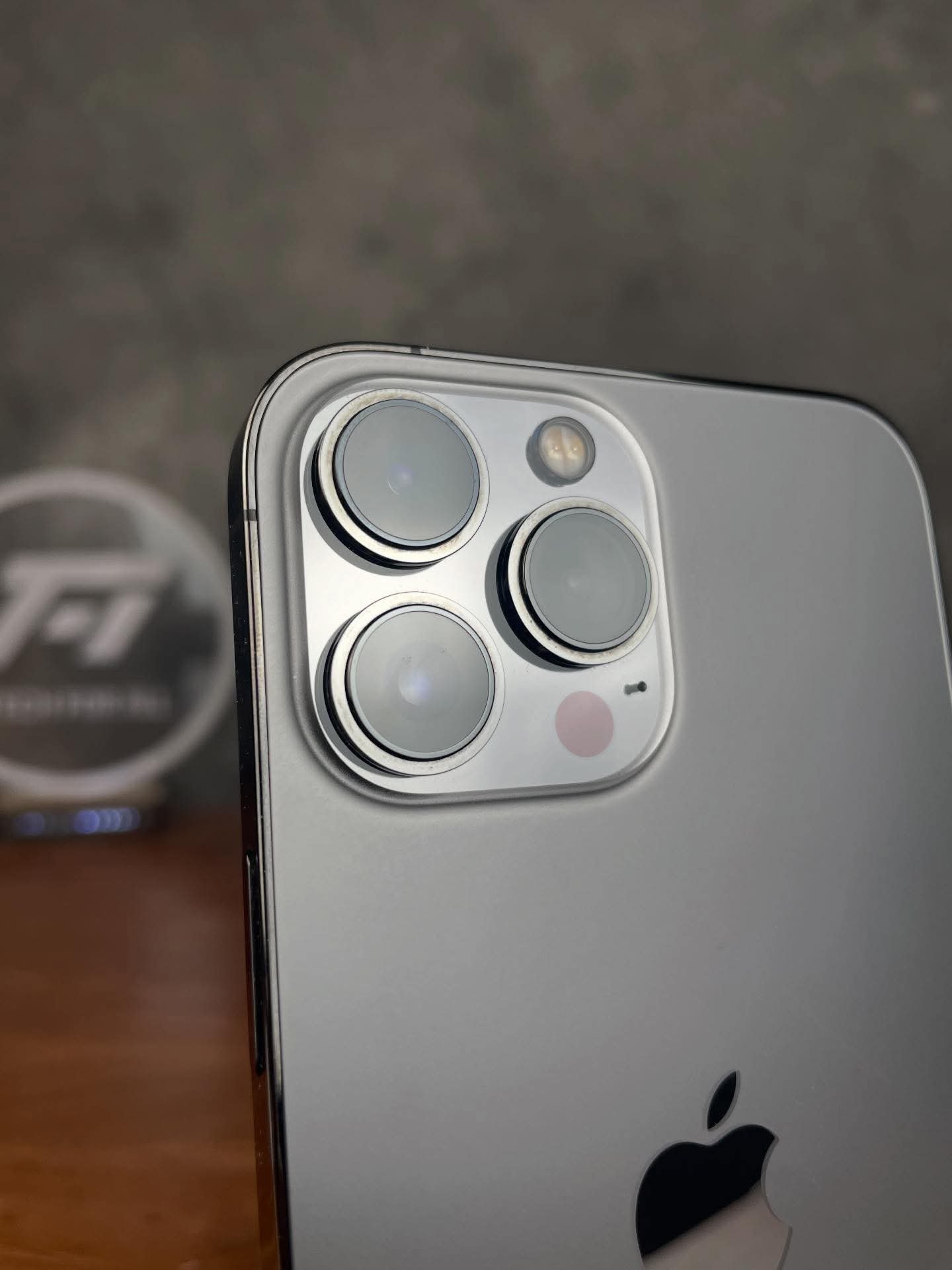 iPhone 13 Pro Max - الصورة 6