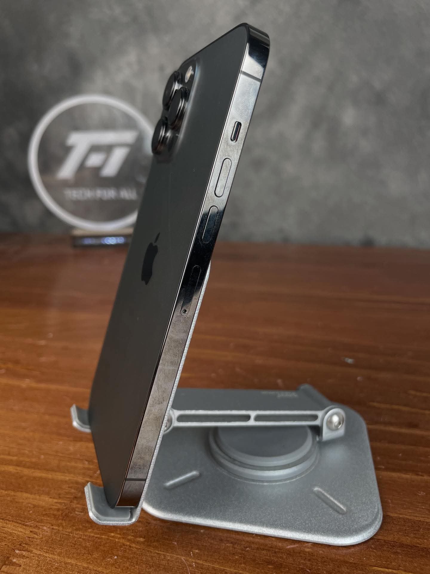 iPhone 13 Pro Max - الصورة 3