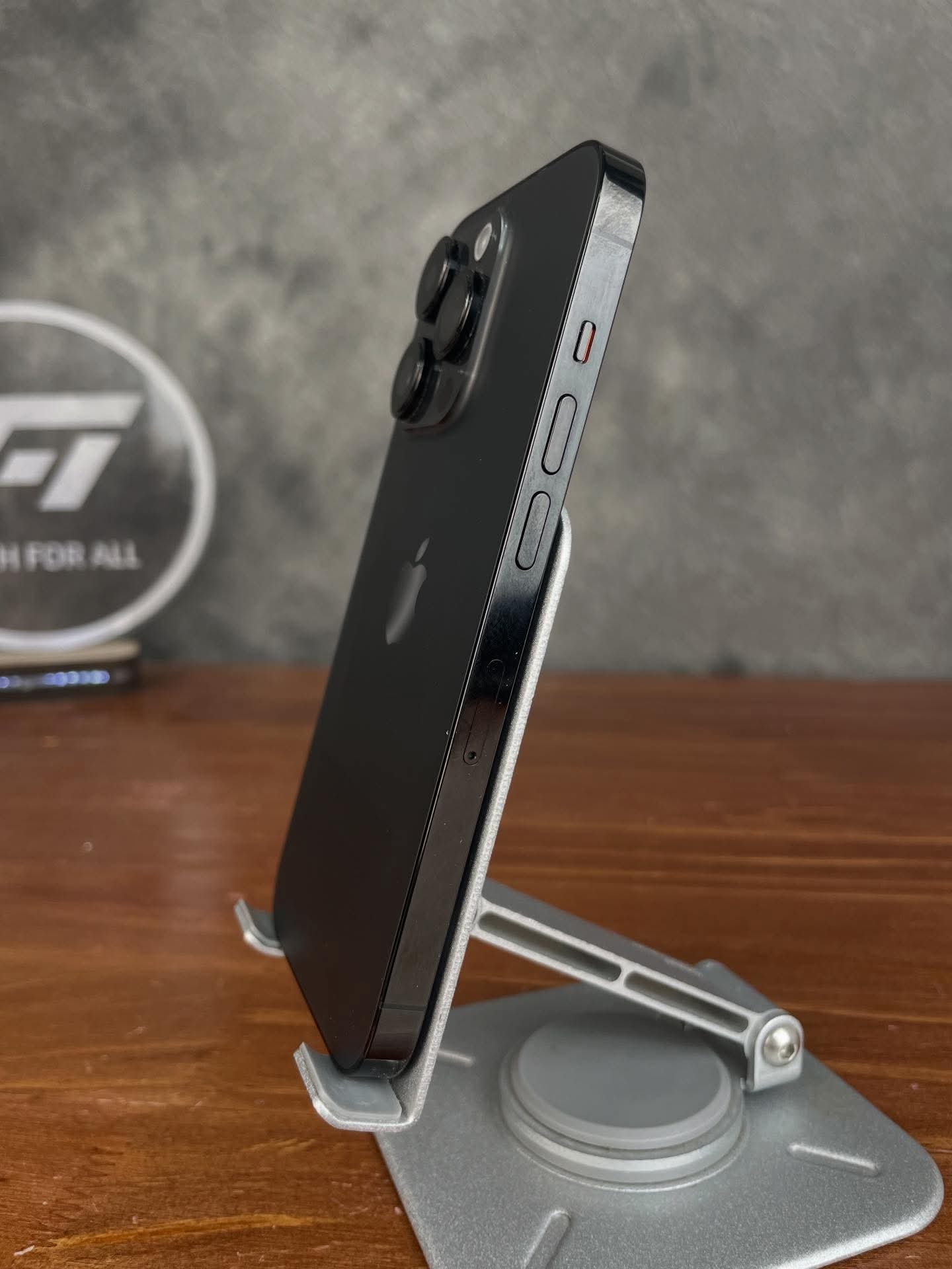iPhone 14 Pro - الصورة 6