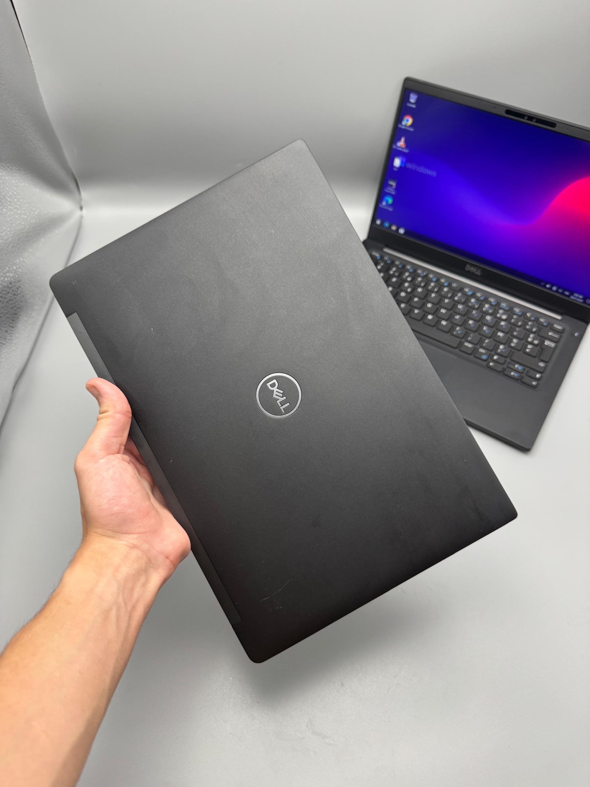 Dell Latitude 7390 - الصورة 6