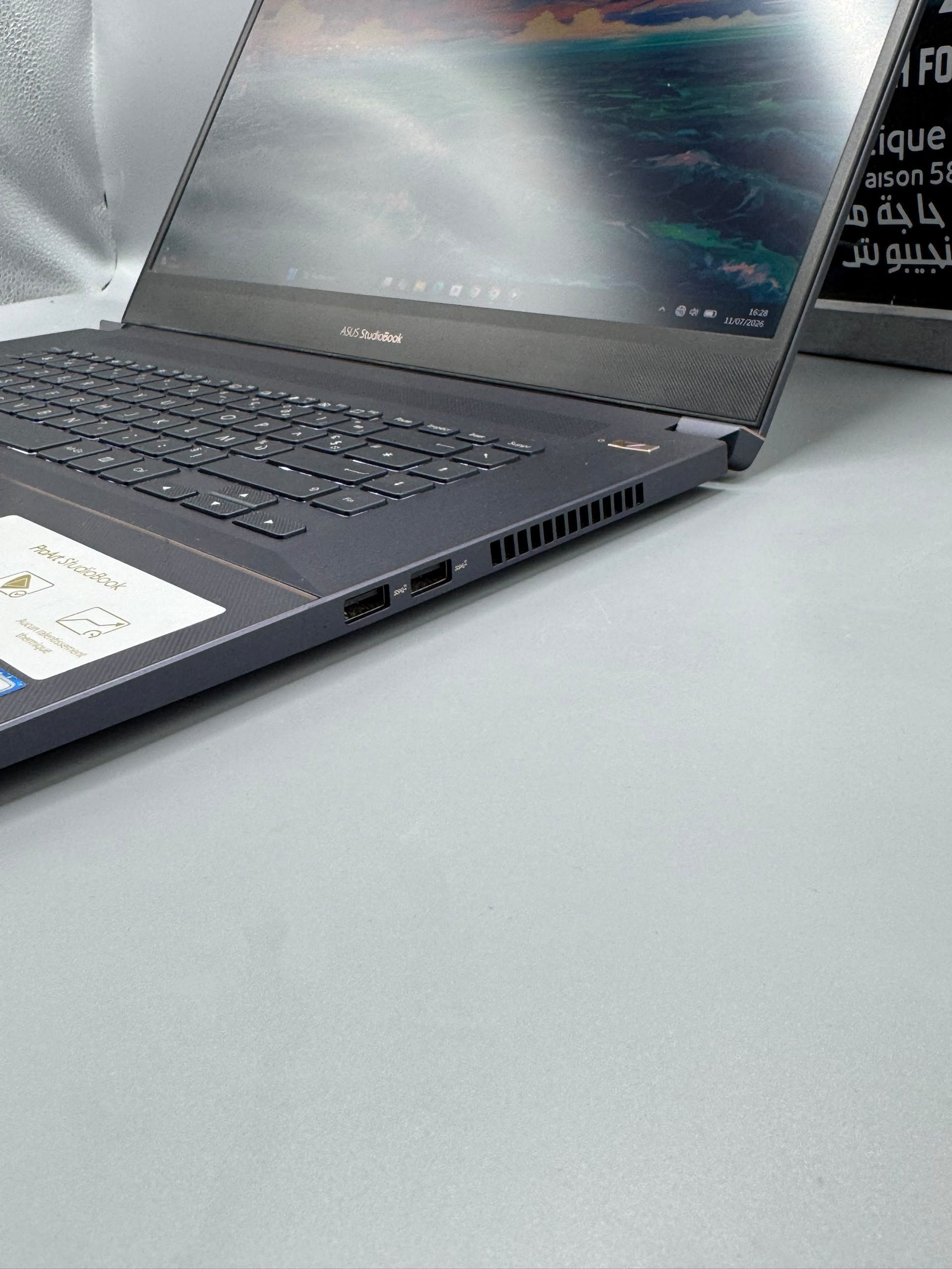 ASUS ProArt StudioBook W700G1T - الصورة 6