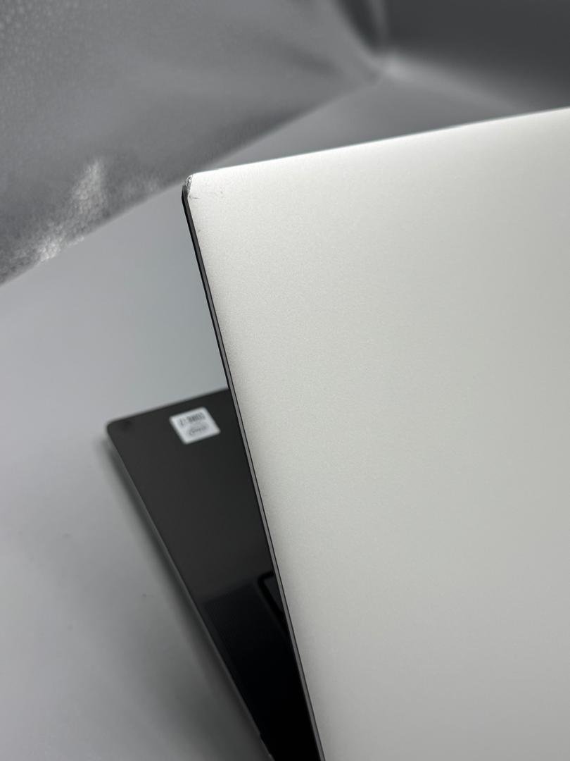 Dell XPS 9500 4K Tactile - الصورة 7