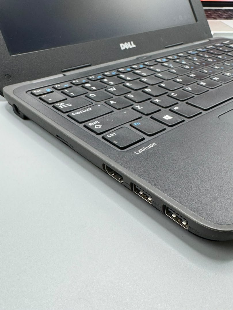 Dell Latitude 3180 - الصورة 4