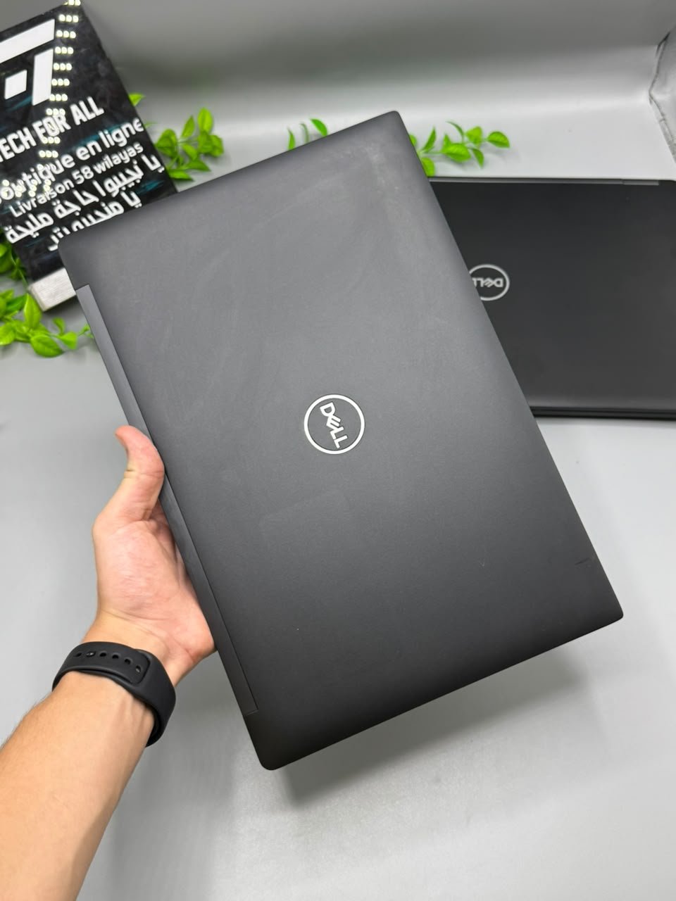 Dell Latitude 7490 - الصورة 5