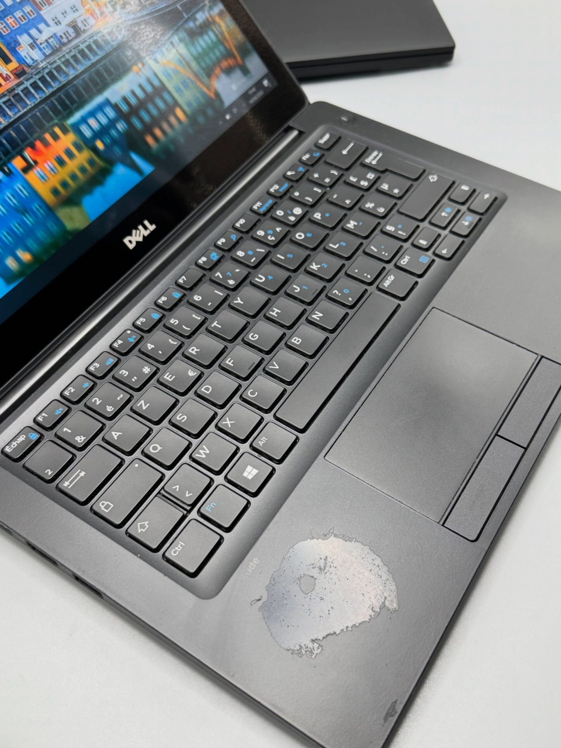 Dell 7280 tactile - الصورة 7