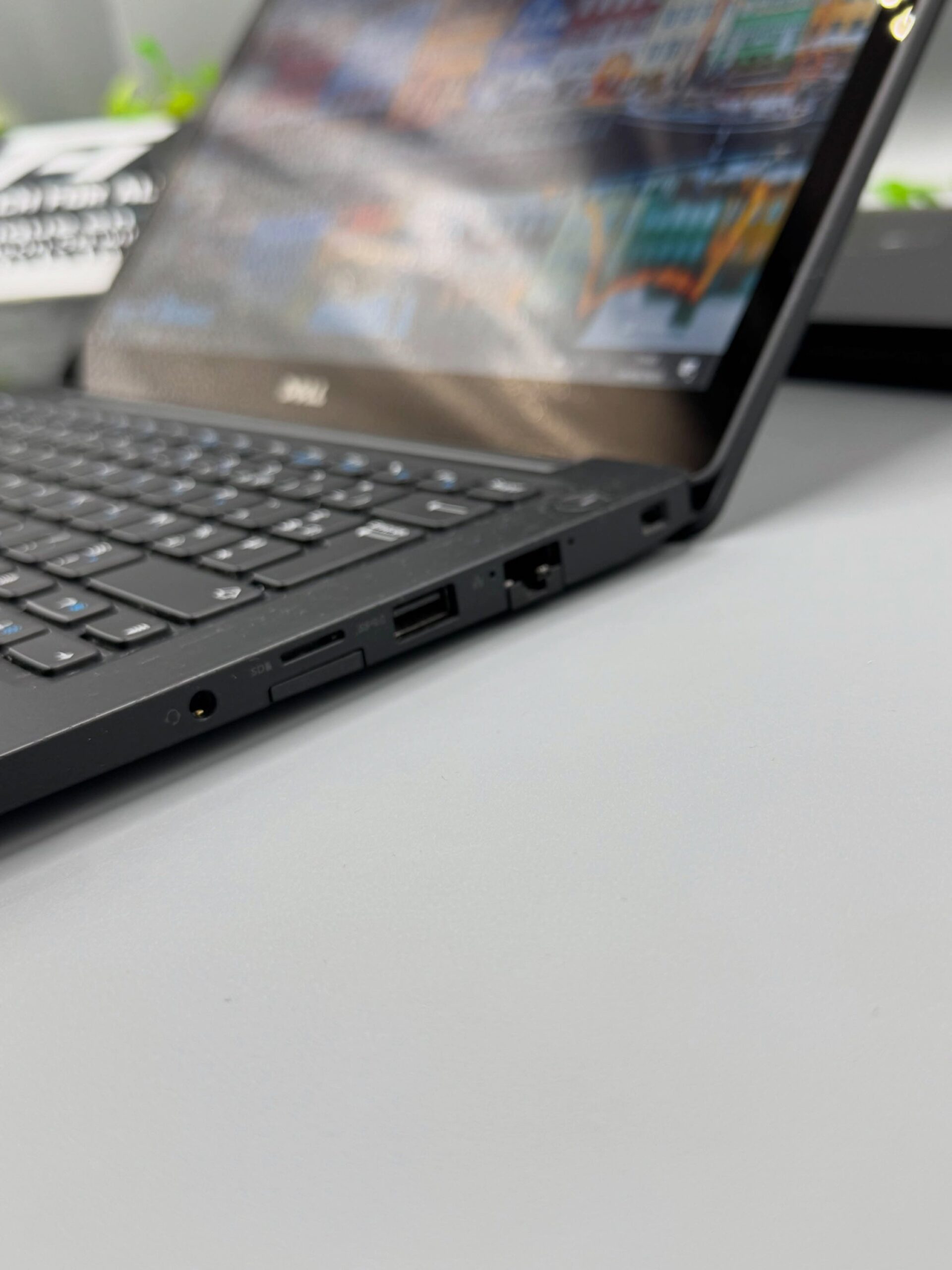 Dell 7280 tactile - الصورة 4