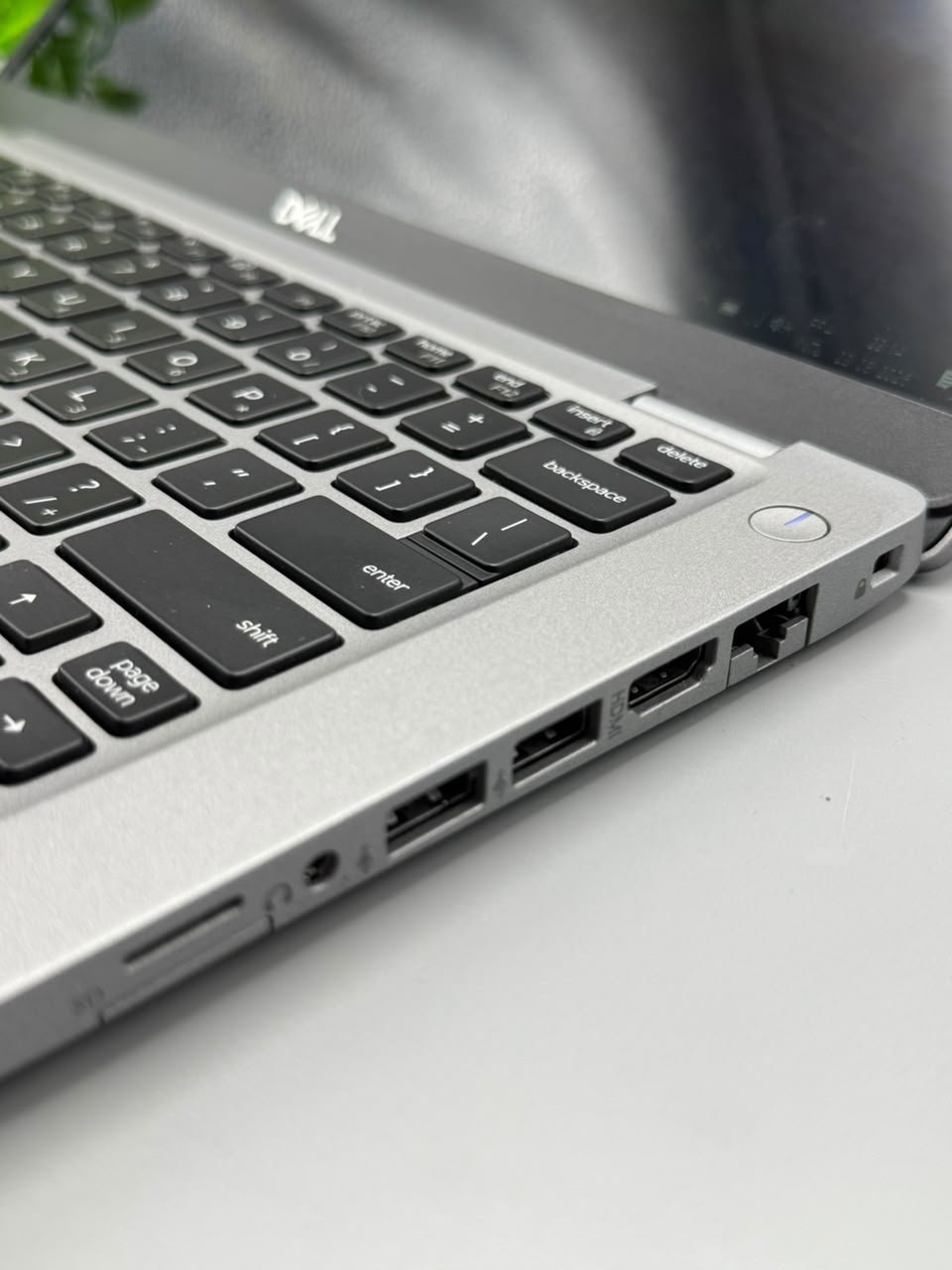 Dell Latitude 5410 - الصورة 4
