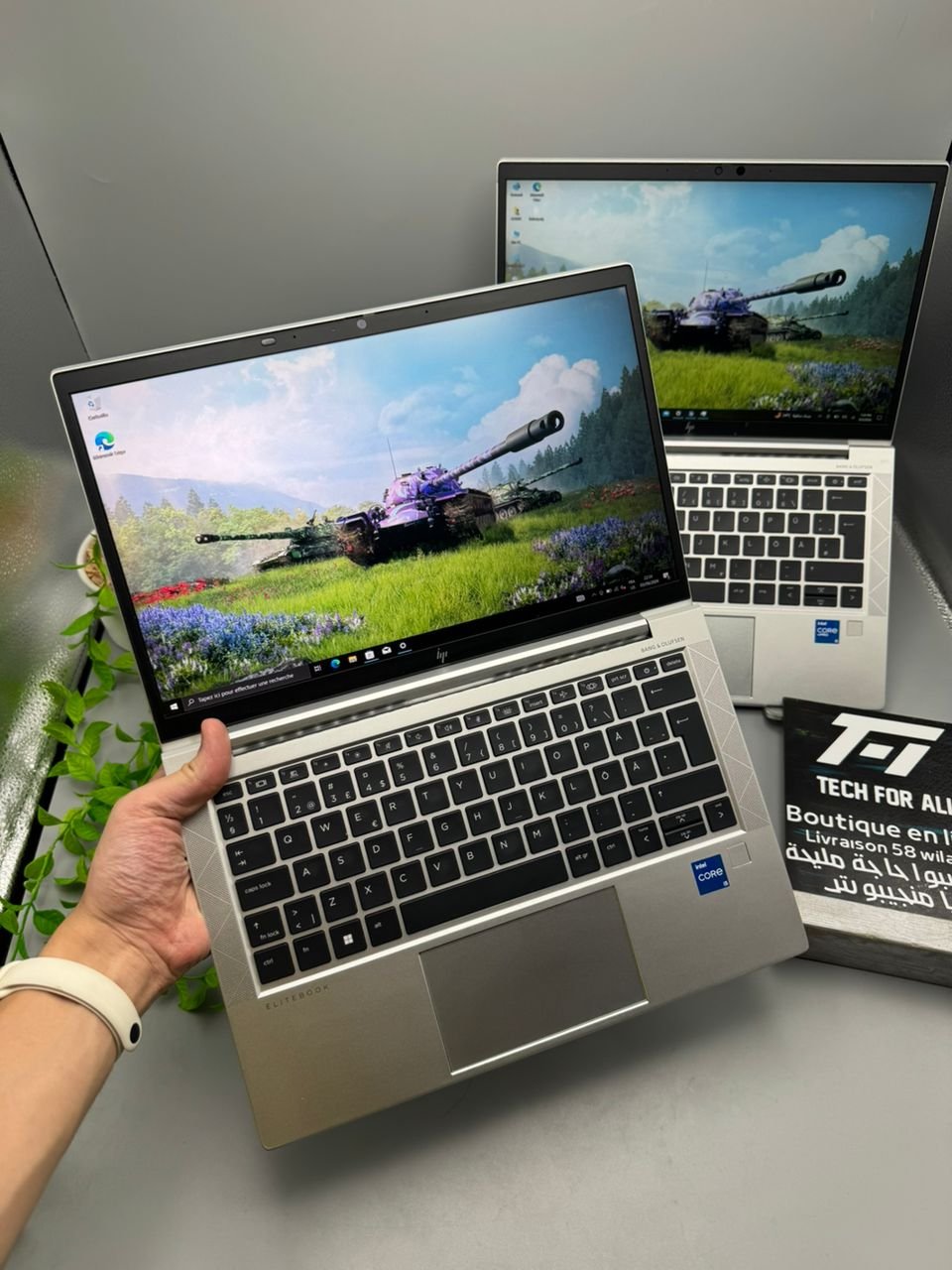 Hp EliteBook 830 g8 - الصورة 2