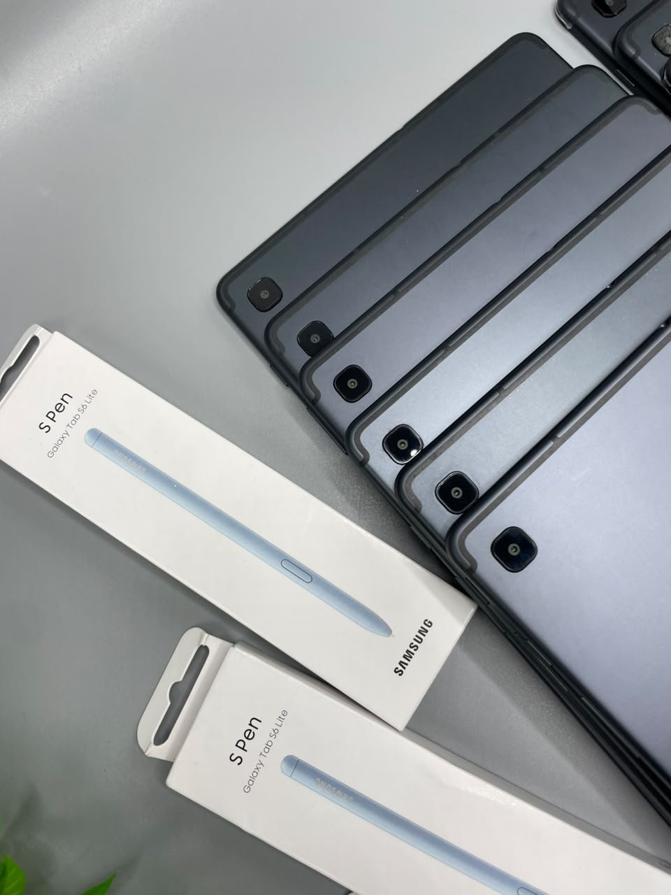 Samsung Galaxy Tab S6 Lite - 4G lte - 128 GB - الصورة 2