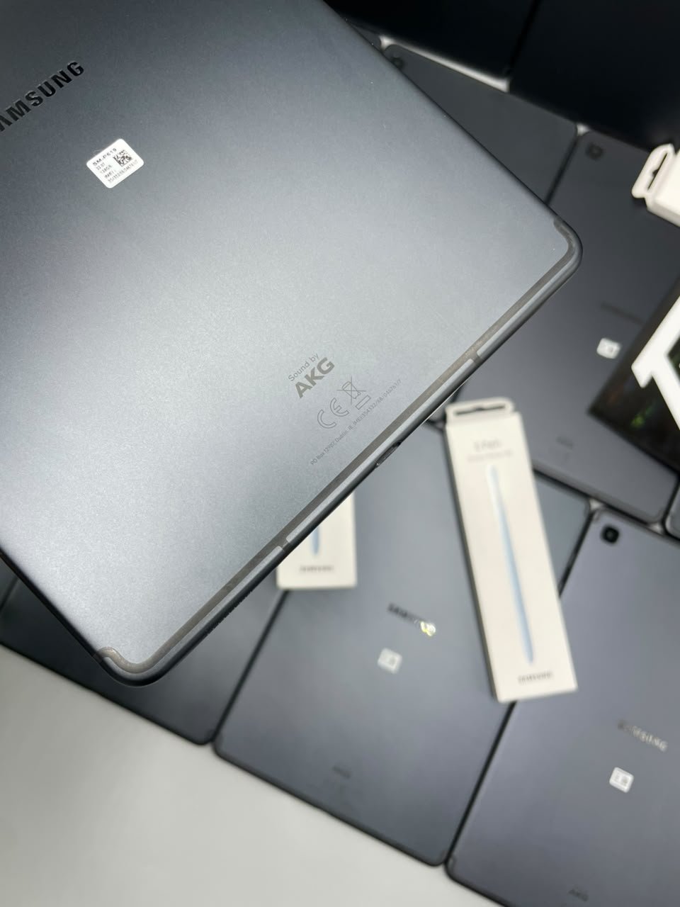 Samsung Galaxy Tab S6 Lite - 4G lte - 128 GB - الصورة 3